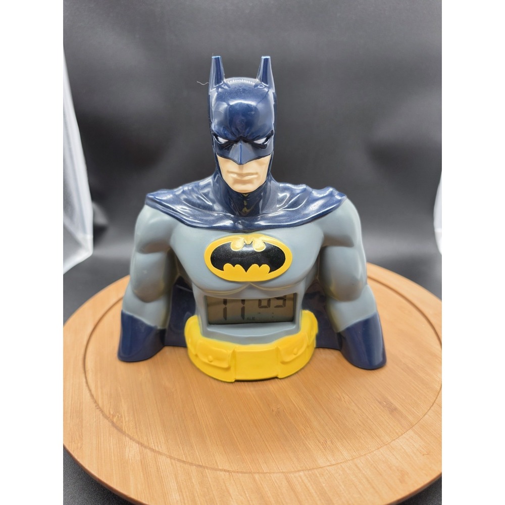 DC Comics Batman Digital Alarm Clock BAT3031 Novelty Bust Shape Blue‎